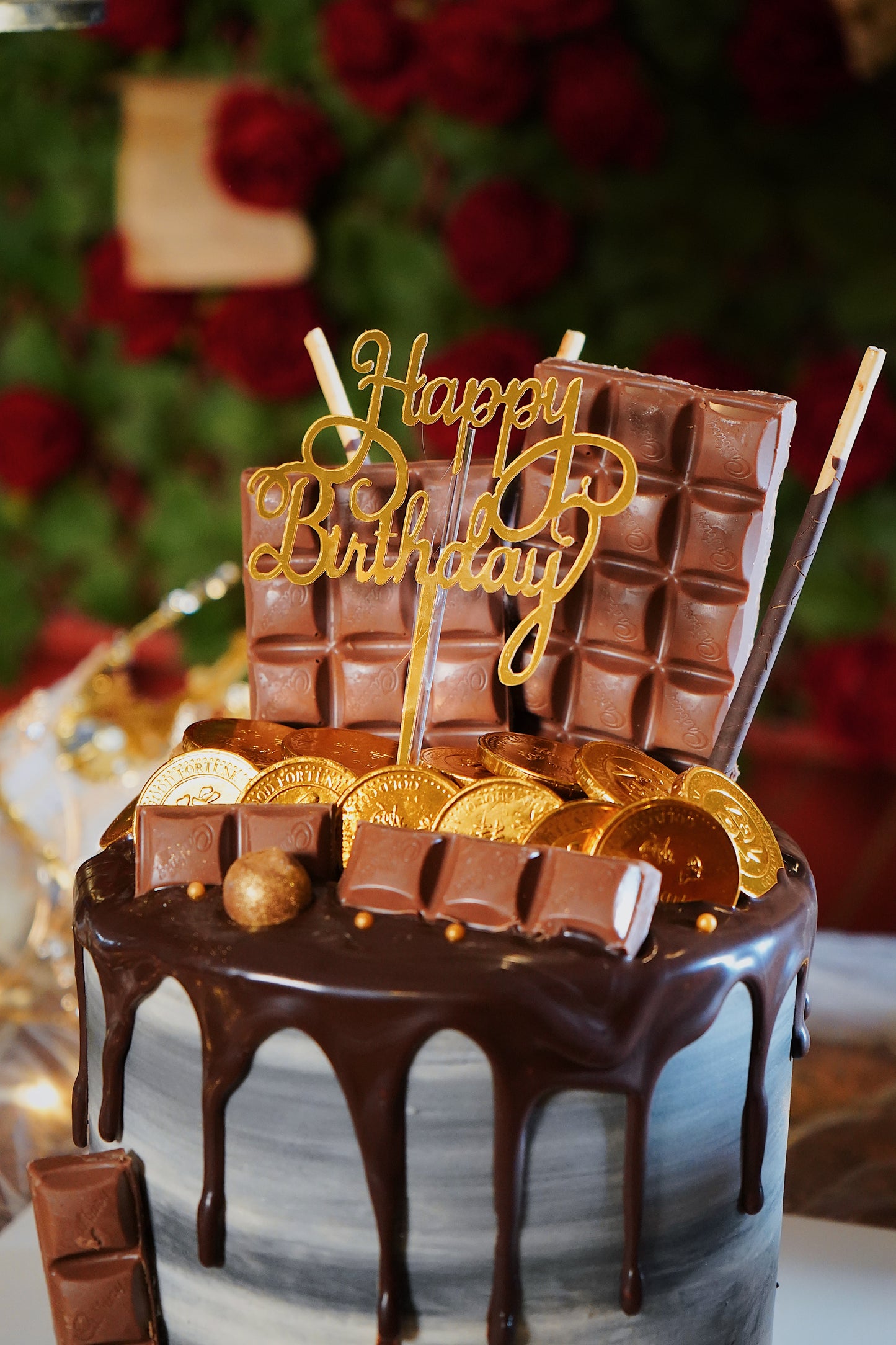 Chocolate Drip Money Pulling Cake