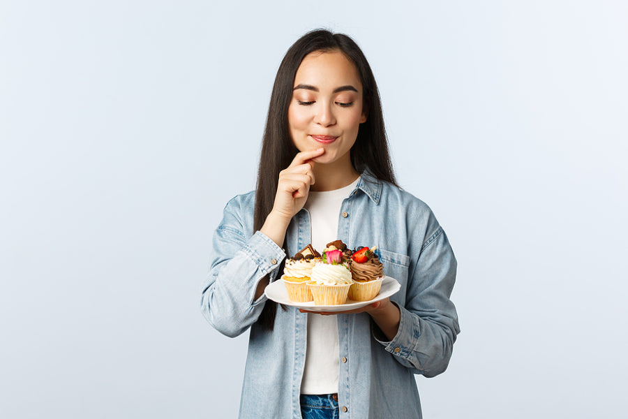 Bite-Sized Delights: 5 Mini Dessert Treats for Your Party – Yours ...