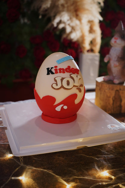 Kinder Joy Egg Shape Pinata Cake