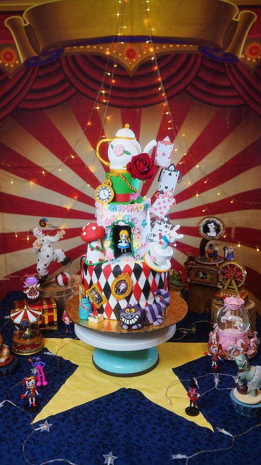 Alice’s Wonderland Adventure Cake