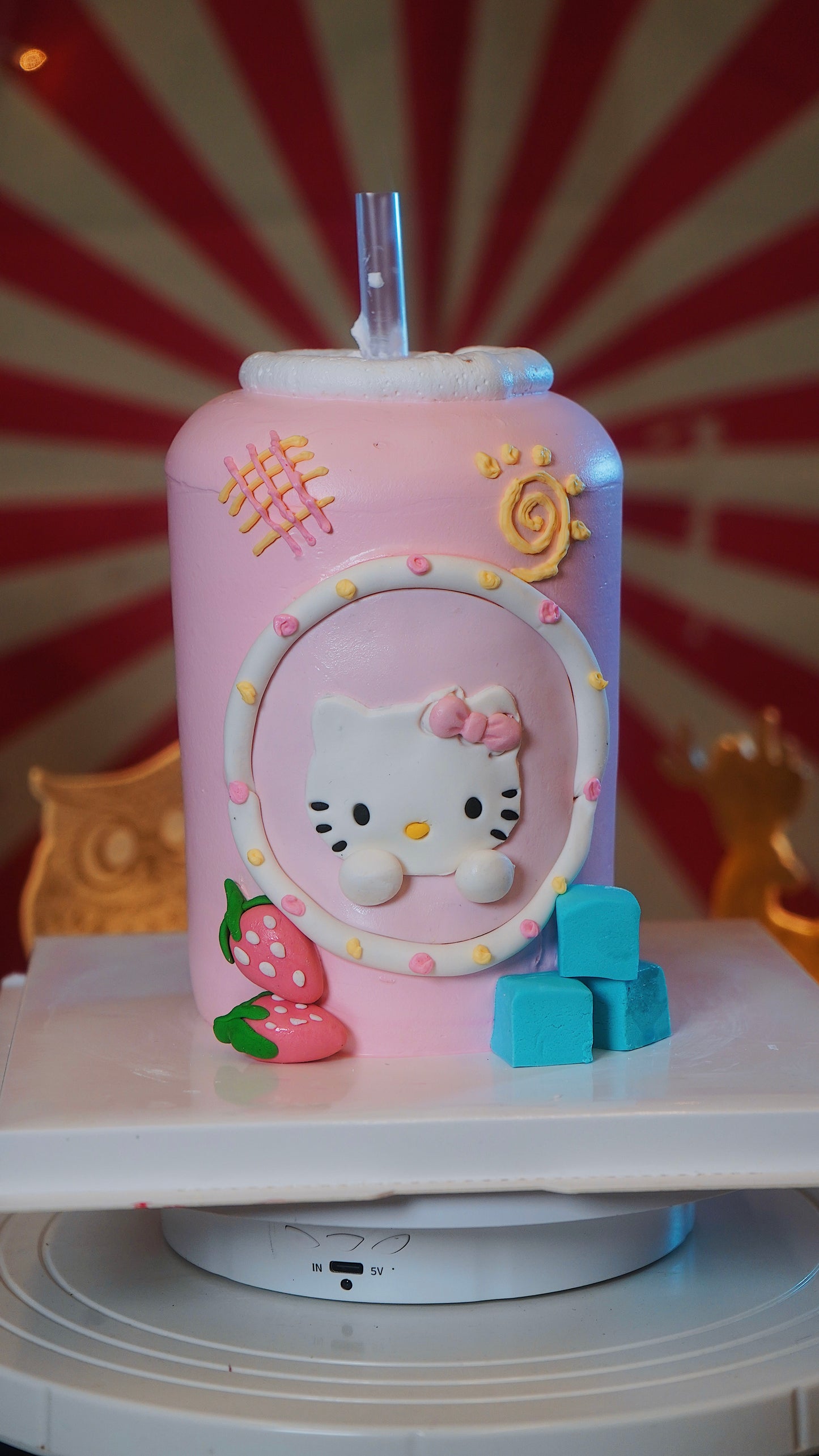 Hello Kitty Drinkable Cake