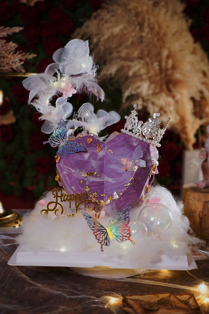 Enchanted Geode Heart Pinata Cake