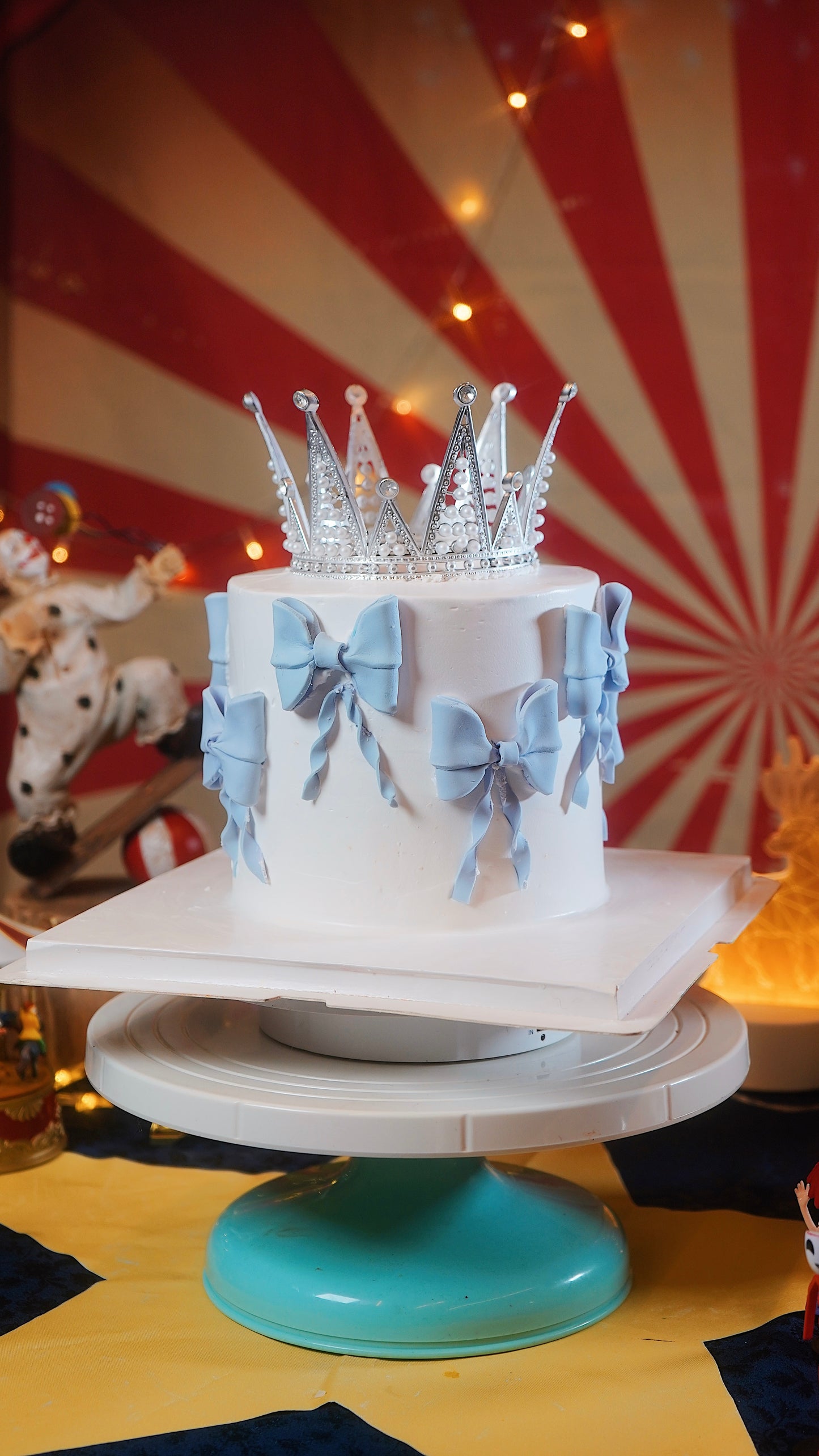 Royal Frost Tiara Cake