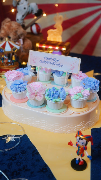 Cream Floral Rotating Mini Cakes