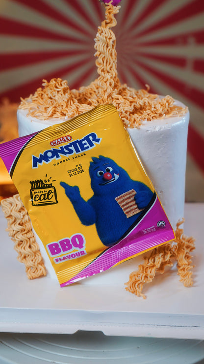 Mamee Monster Flying Gravity Cake