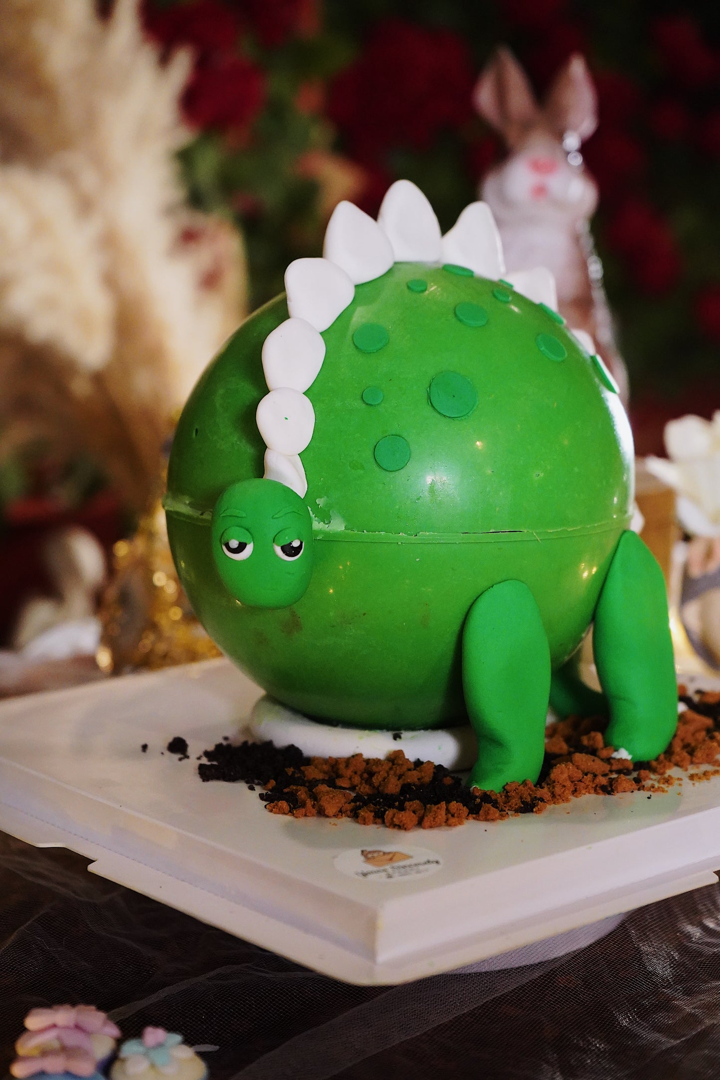 Dinosaur Pinata Knock Knock Cake