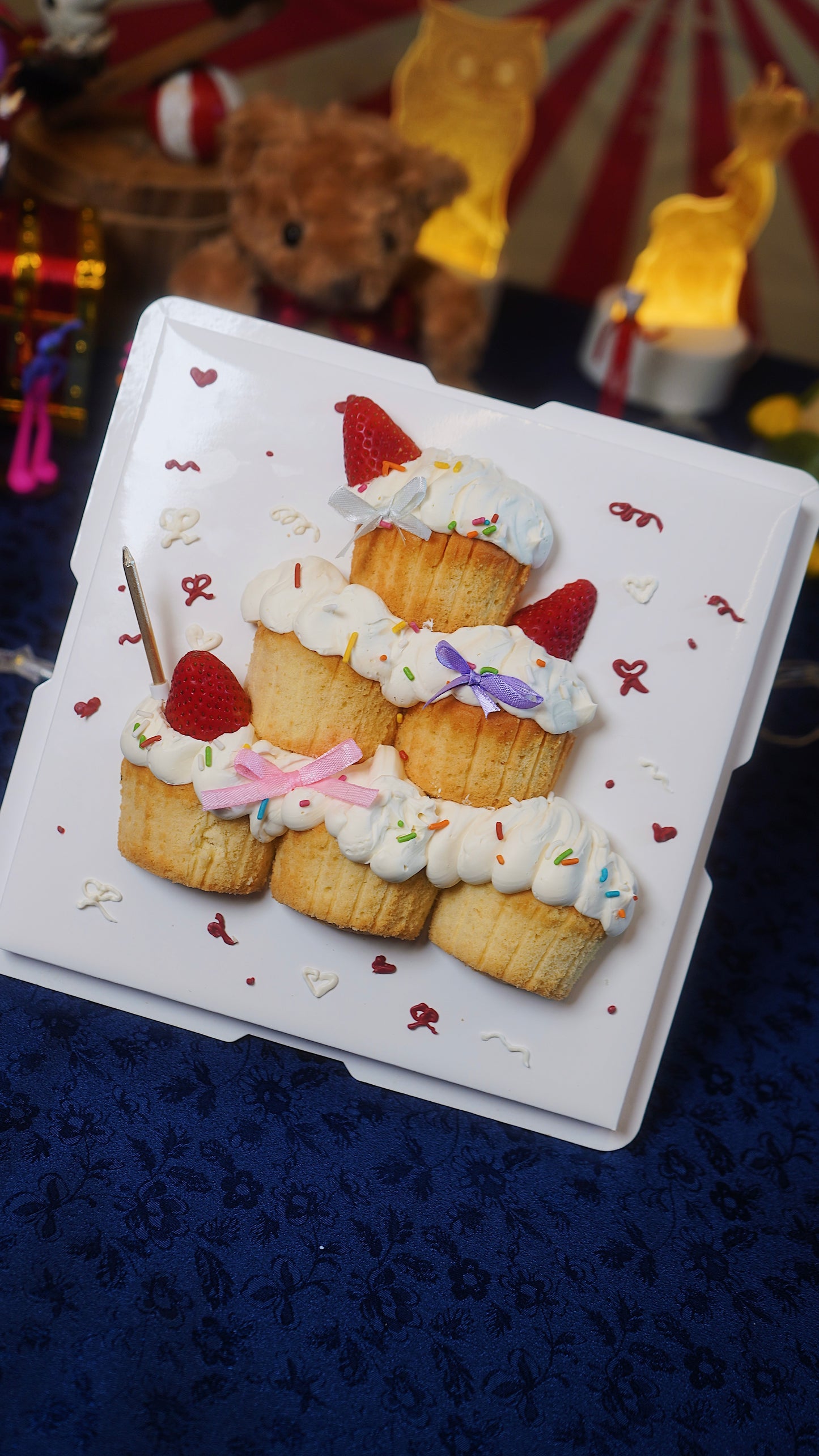 Cupcake Tower 3D Poster Cake