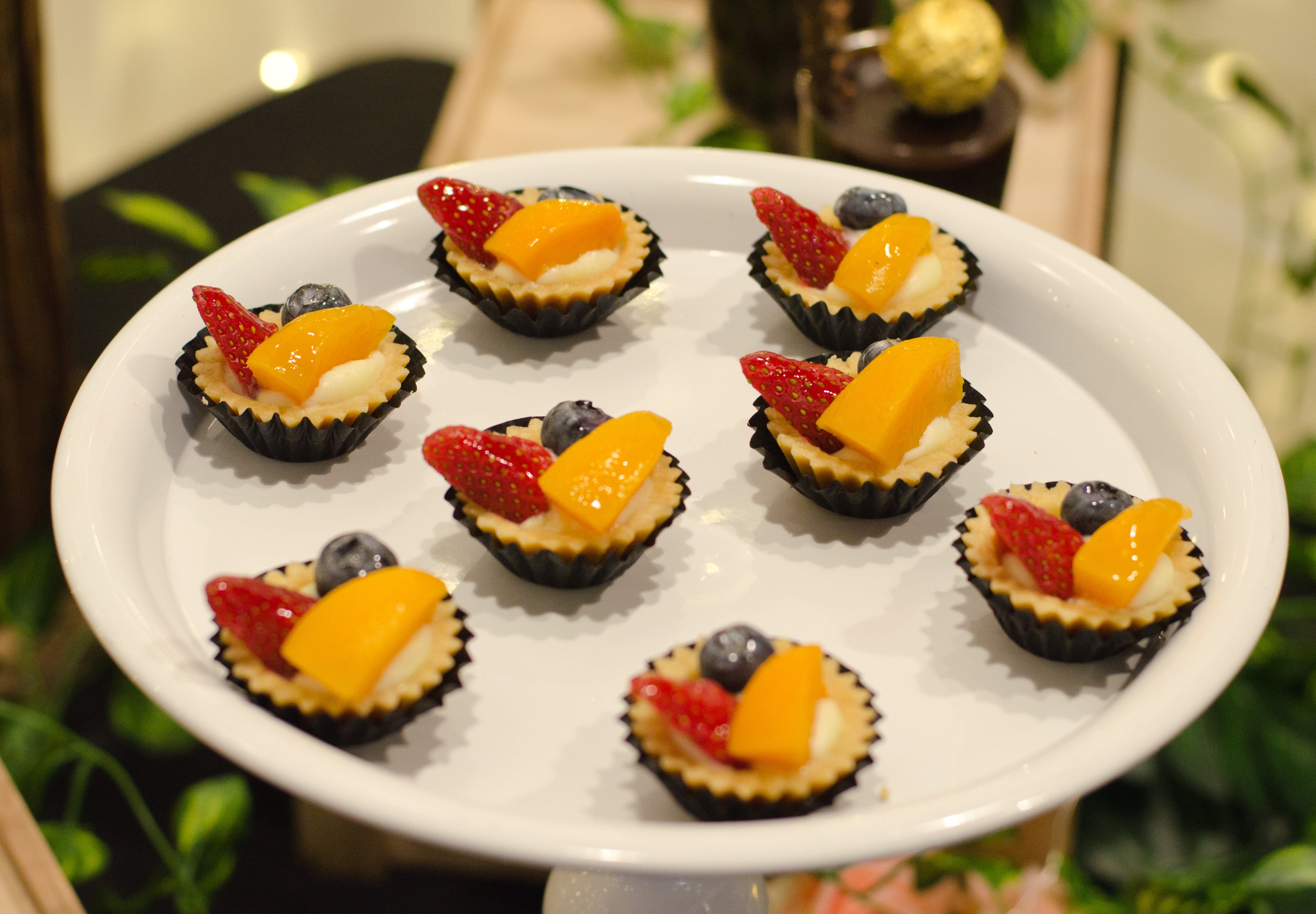Mini Fresh Fruit Tarts (12pcs) – Yours Sincerely Bakery