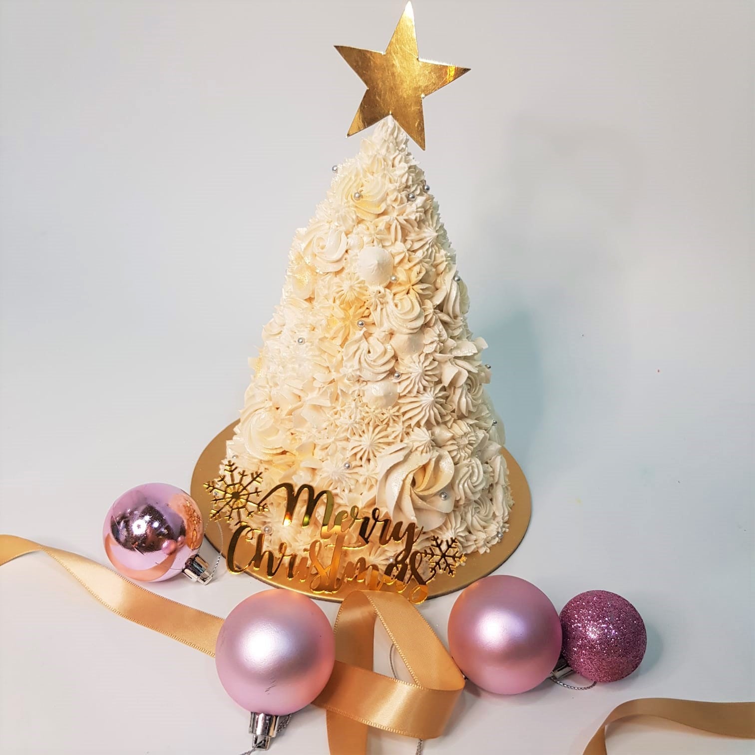 White And Gold Christmas Tree Cream Chocolate Fudge Cake